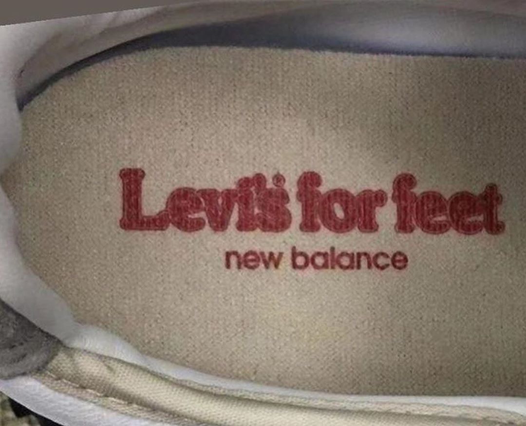 Levis x New Balance 327