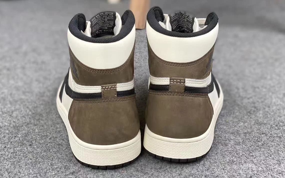 air-jordan-1-retro-high-og-dark-mocha-555088-105