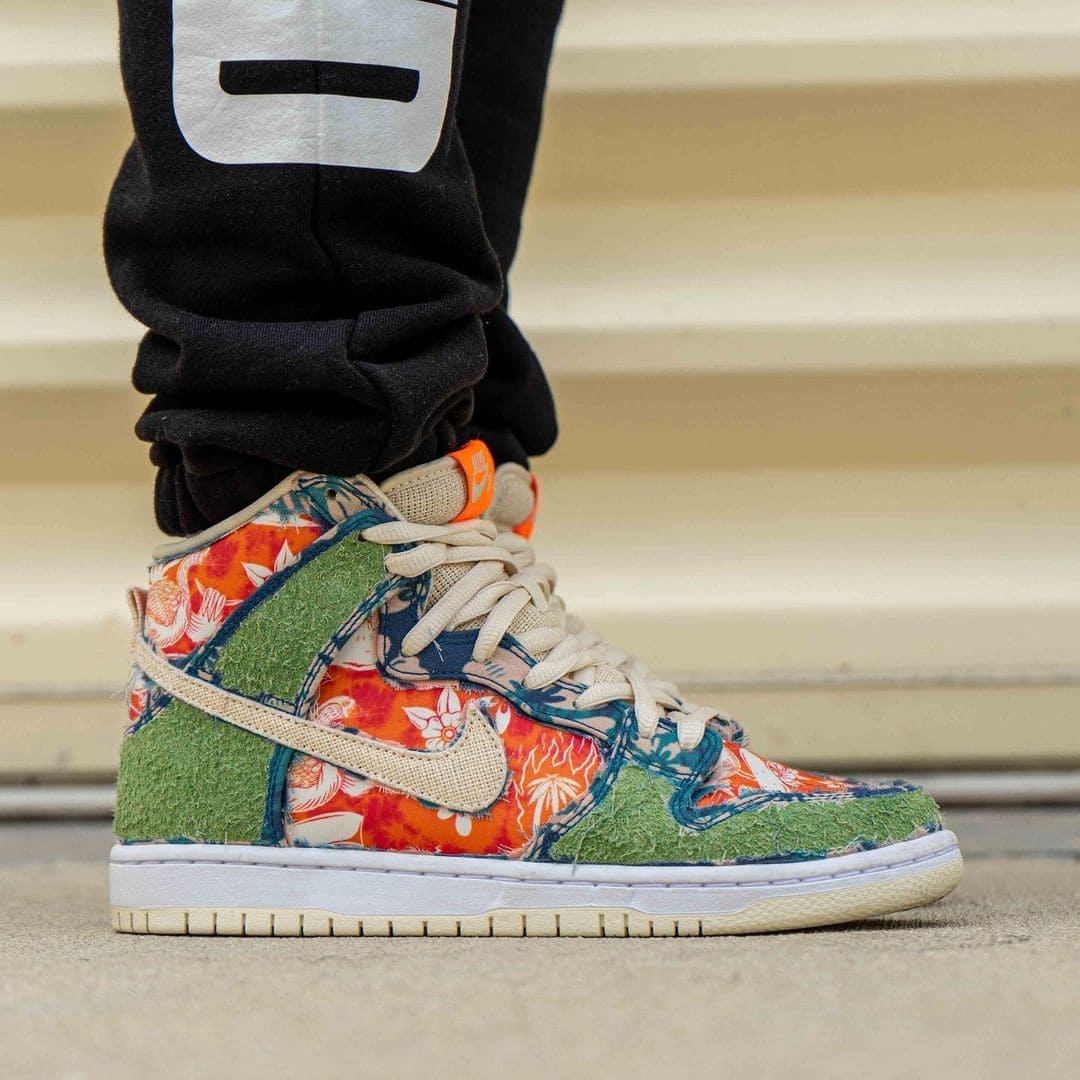 nike-sb-dunk-high-hawaii-cz2232-200 Maui Wowie