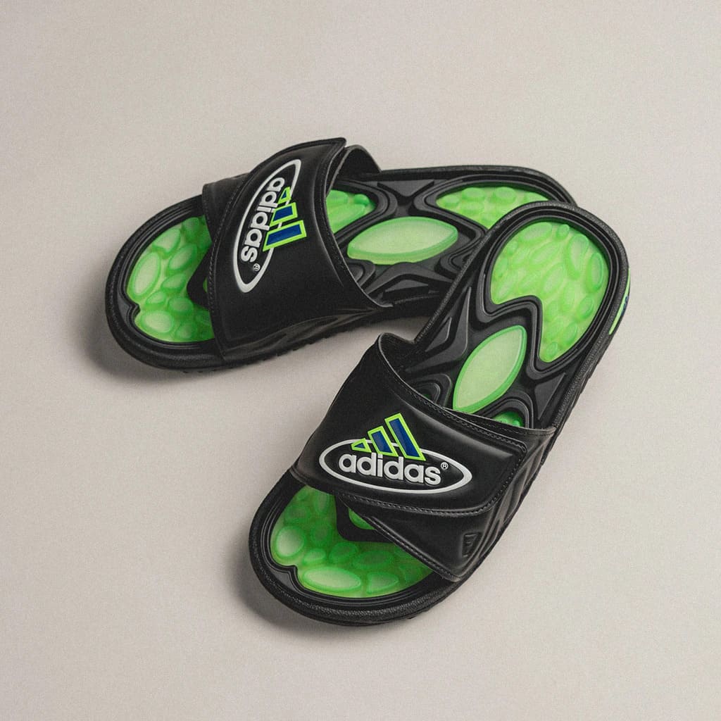 Adidas_Reptossage_Core_Black_Team_Solar_Green