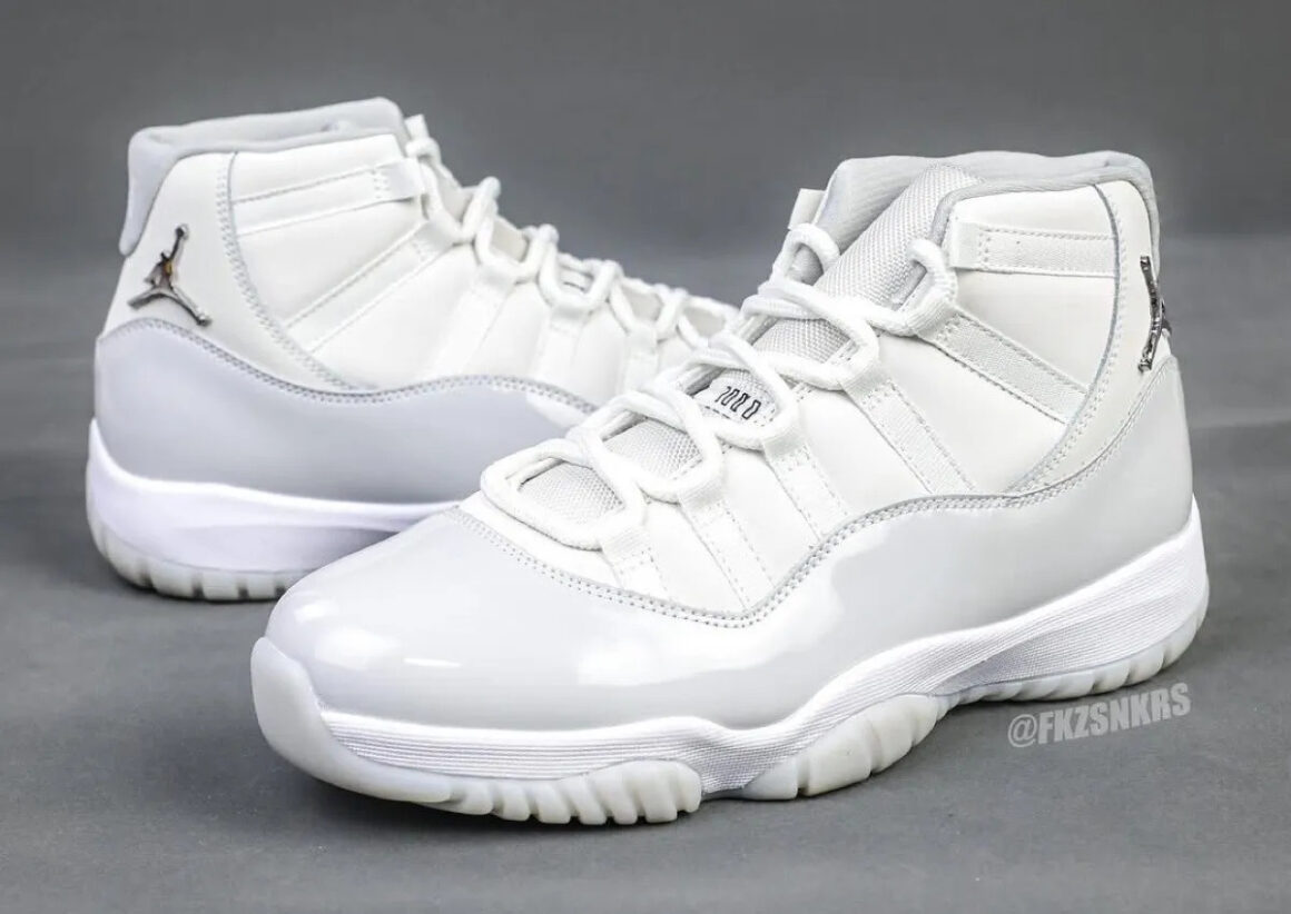 Air Jordan 11 Grand Finale AR0715-110