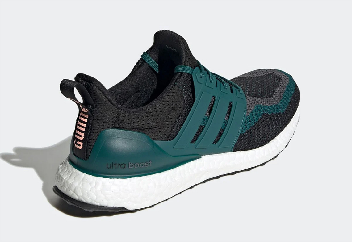 Arsenal-adidas-Ultra-Boost-DNA-FZ3621-2