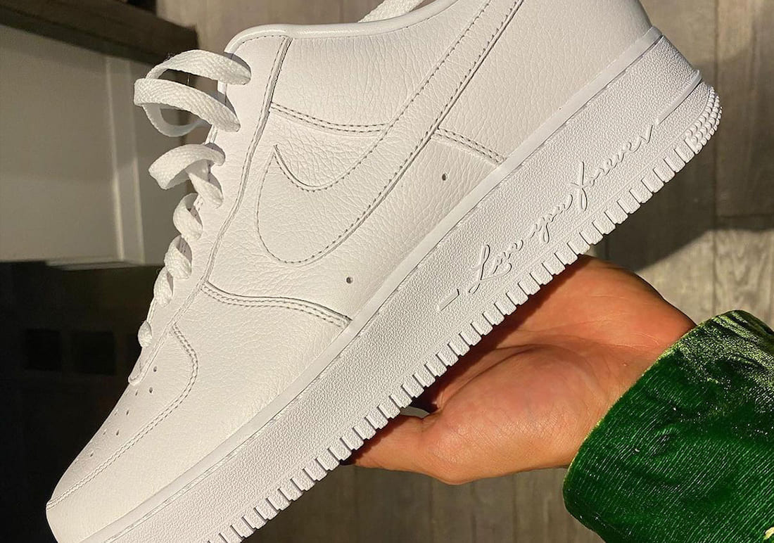 Drake x Nike Air Force 1 Low Certified Lover Boy DA3825-100 Titel