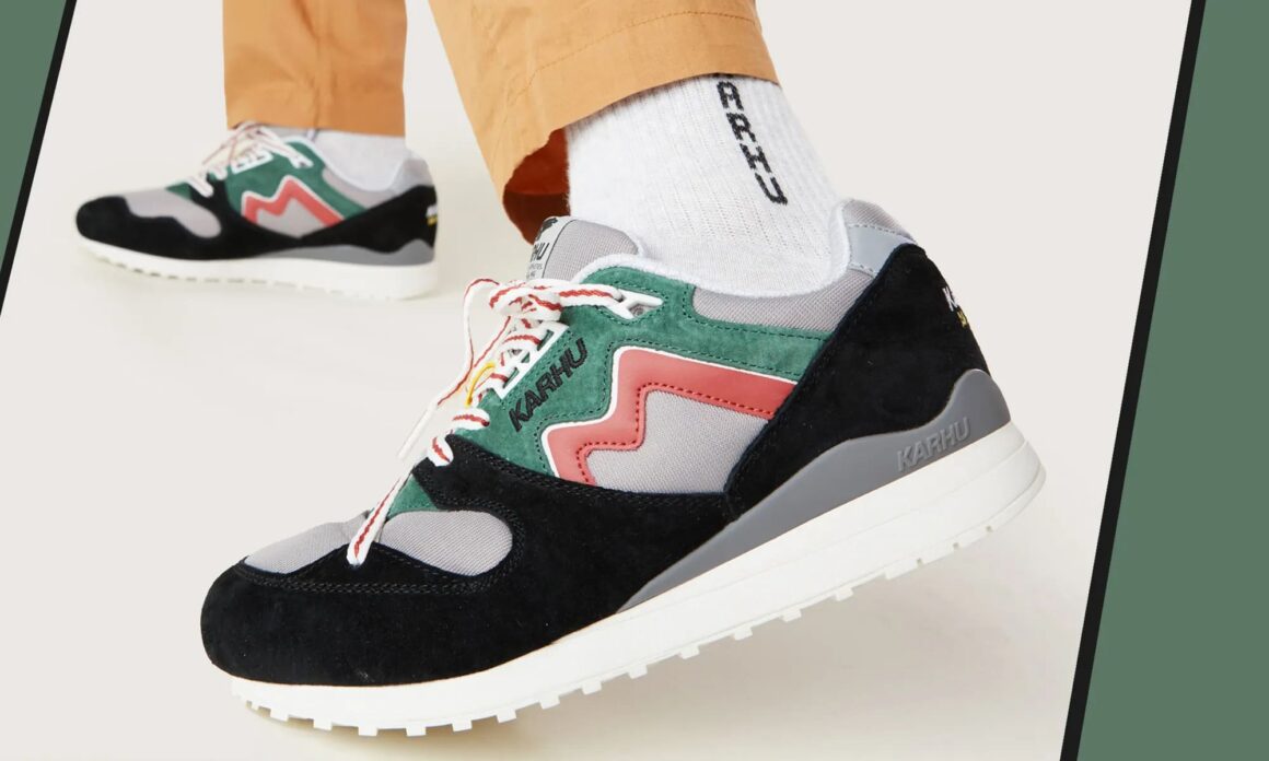 Karhu Synchron Classic Mascot Pack f802666 On Feet