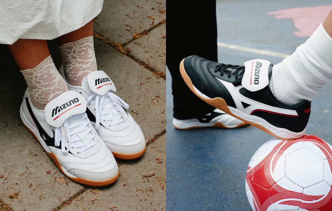 Mizuno Morelia LS OG Black D1GA26530 White D1GA265302 on Feet