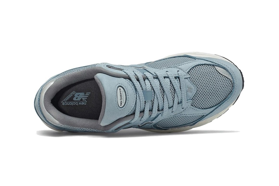 New-Balance-2002R-Light Blue