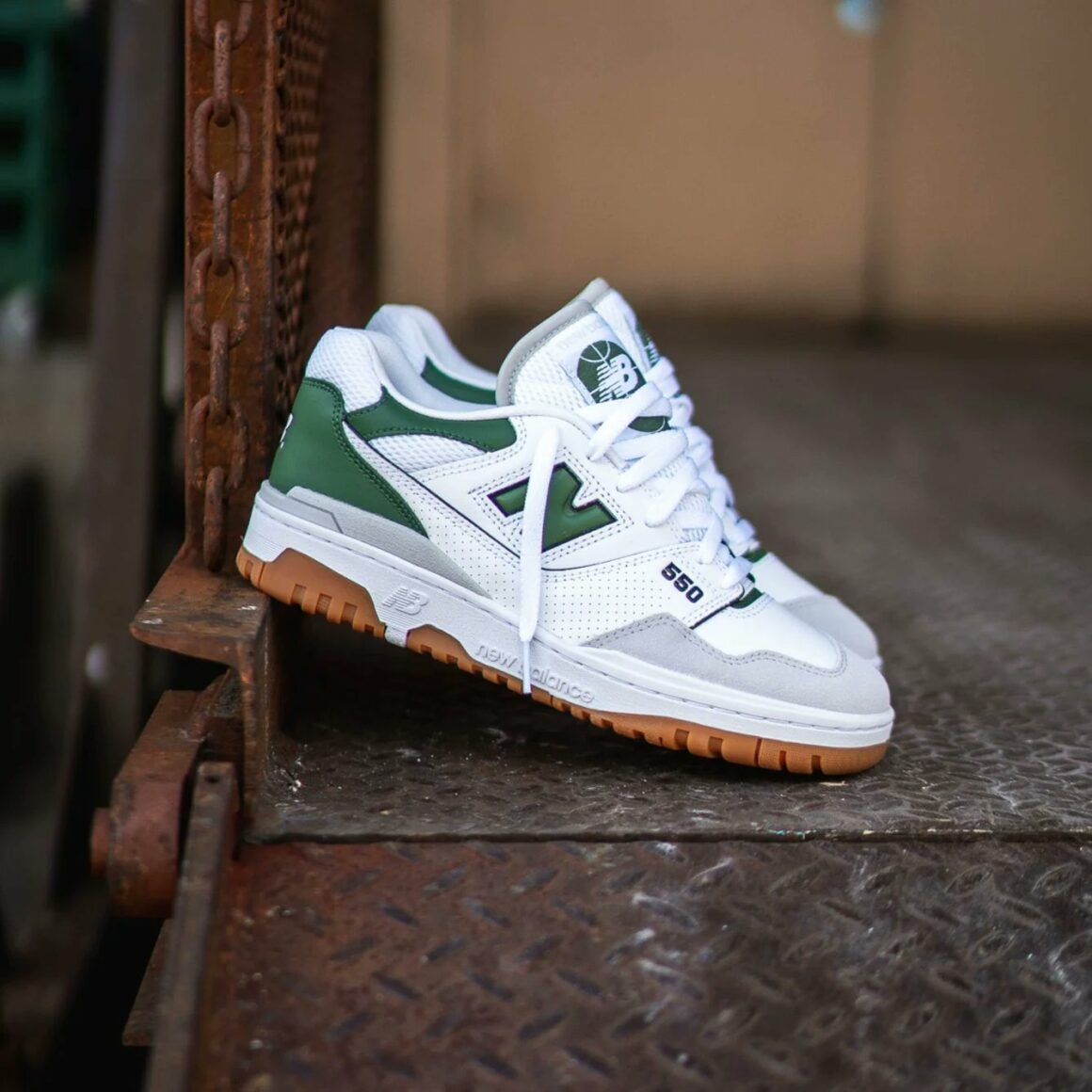 New Balance BB550ESB Lateral