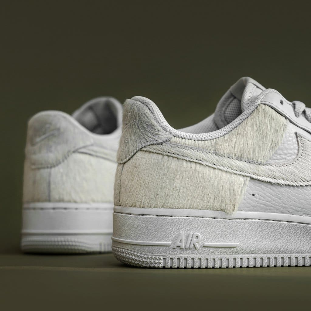 Nike Air Force 1 Photon Dust Detail Ponyhaar