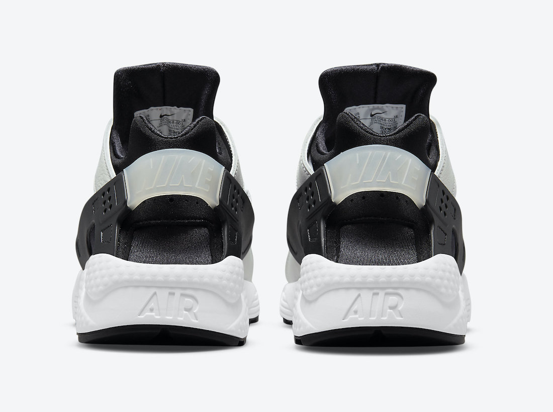 Nike Air Huarache Black and White Backside