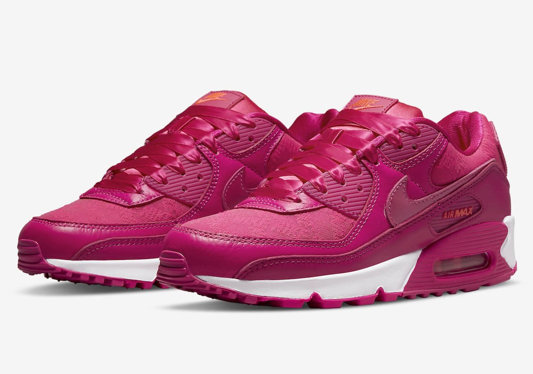 Nike Air Max 90 Valentines Day DQ7783-600 Full Look