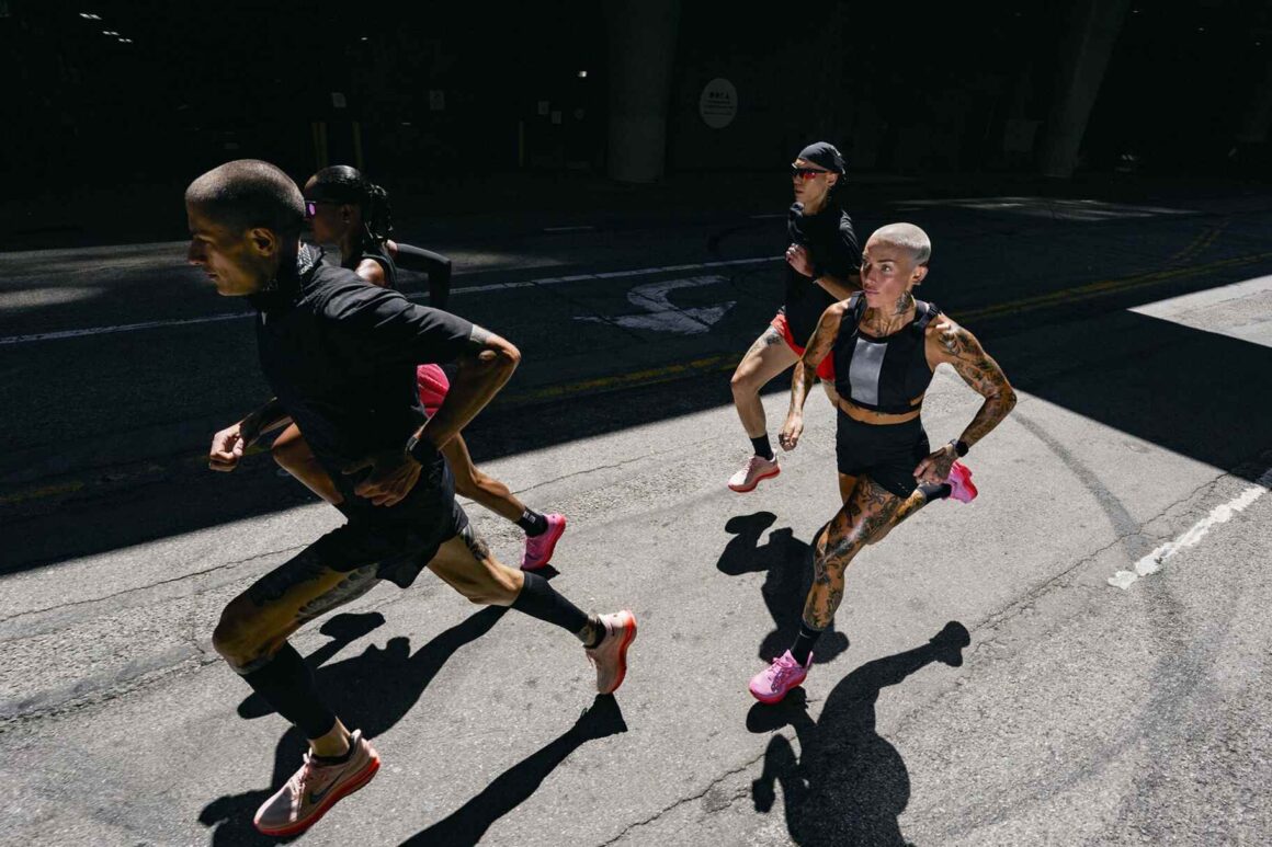 Nike Pegasus Premium Running Group