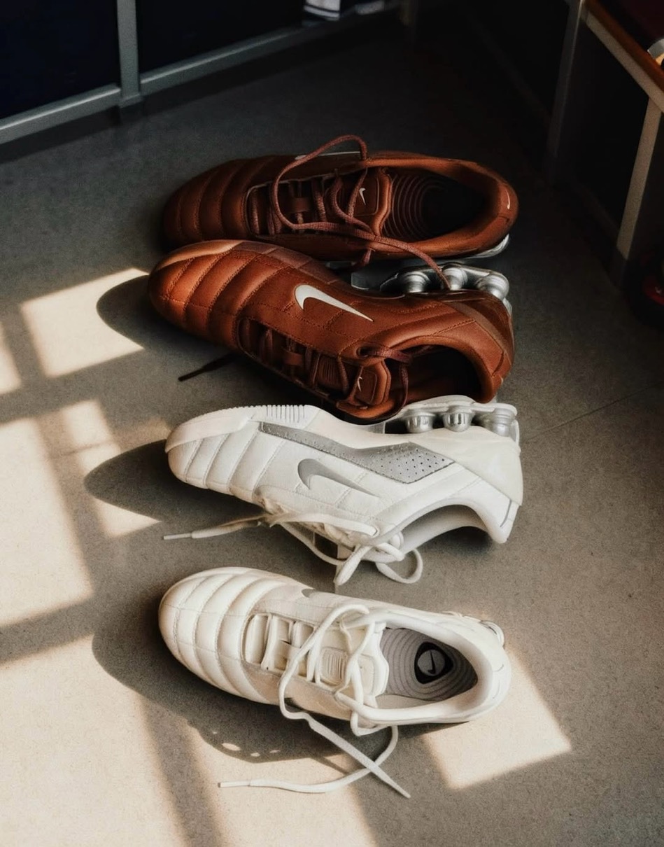 Nike Total 90 Shox Magia Sail IO9300-100 Pecan IO9300-200