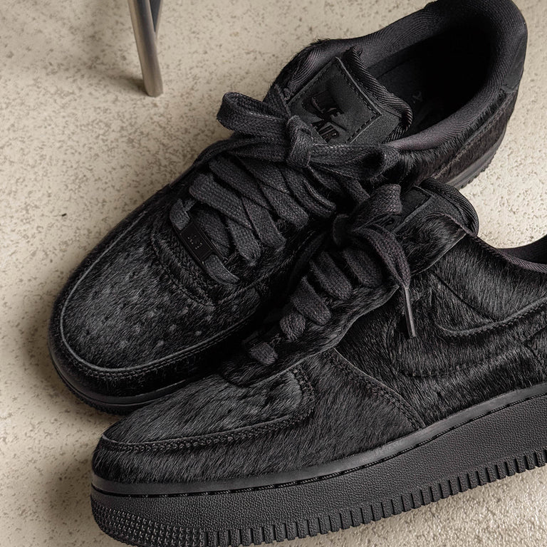 Nike Wmns Air Force 1 07 Black-Black Off Noir II7398-001 Detail Upper Fur