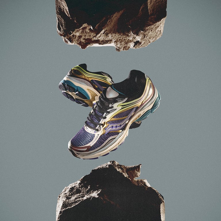 Saucony Pro Grid Omni 9 Crystal Cave S70783 Floating