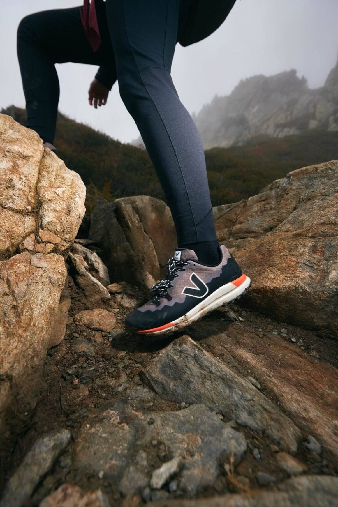 Veja Fitz Roy Trekking On Feet