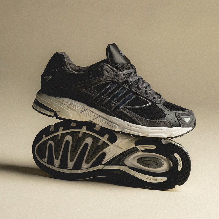 adidas Response CL W Core Black ID4291 Mood