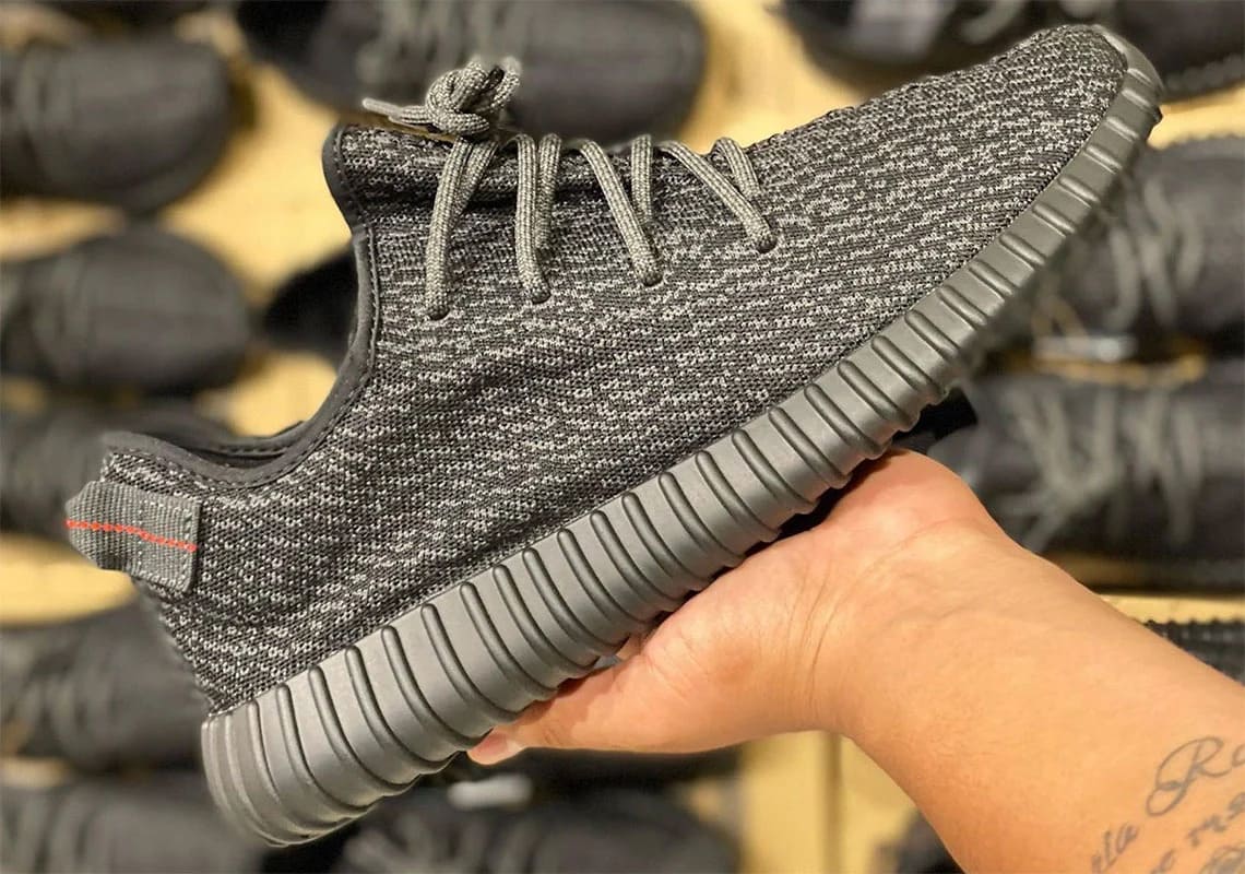 adidas Yeezy Boost 350 Pirate Black Restock bb5350 in Hand