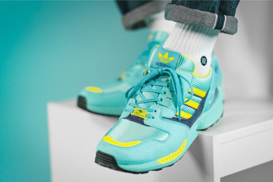 adidas ZX 8000 Aqua FY7686 on Feet
