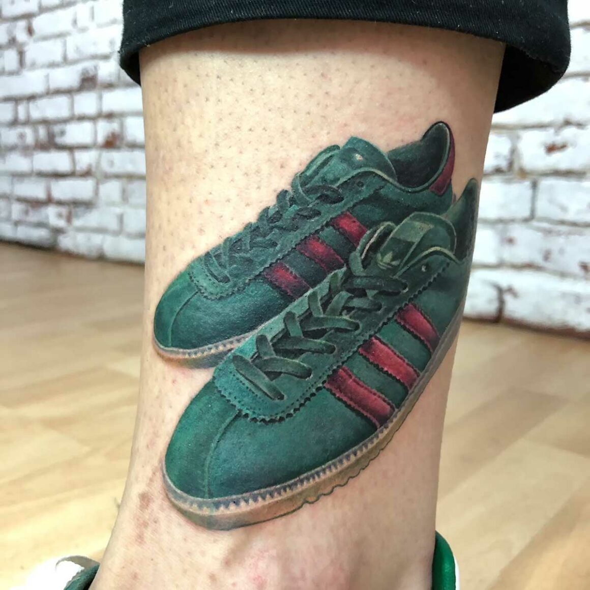 adidas Schuhe als Tattoo