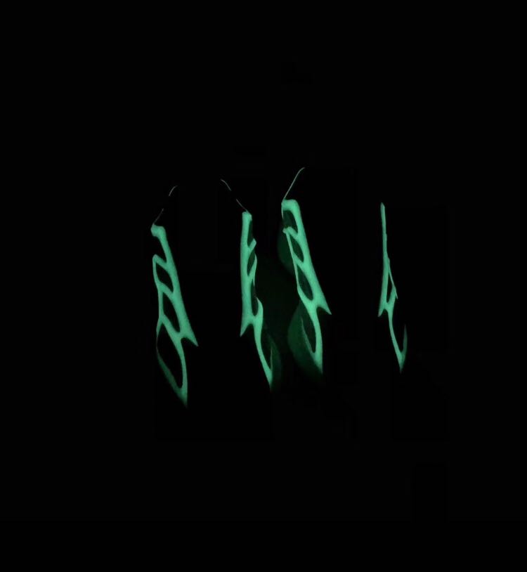 azael glow in the dark