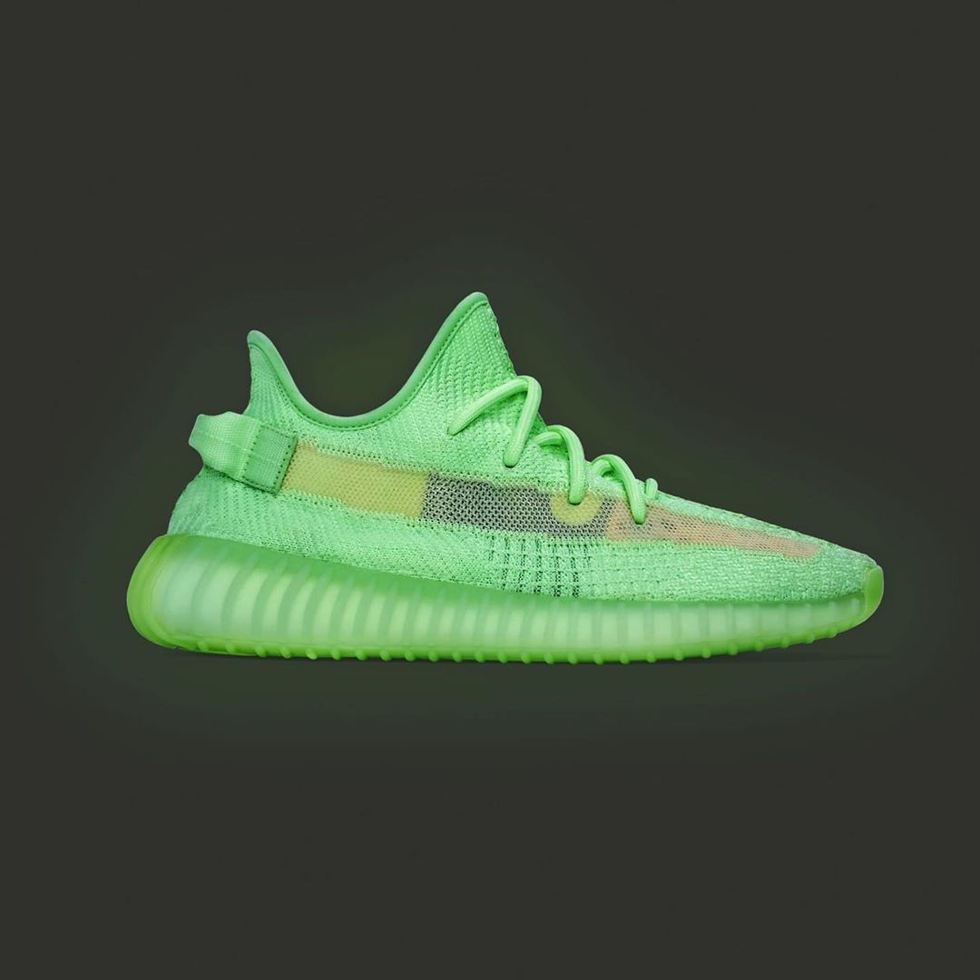 Wie Viele Yeezys Gibt Es 3 neue adidas YEEZY Boost 350 V2 "Glow in the dark" - Release 2019/2020