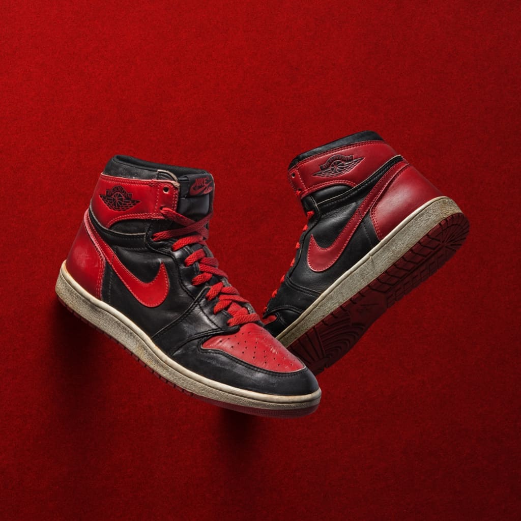 air-jordan-1-bred-1985-