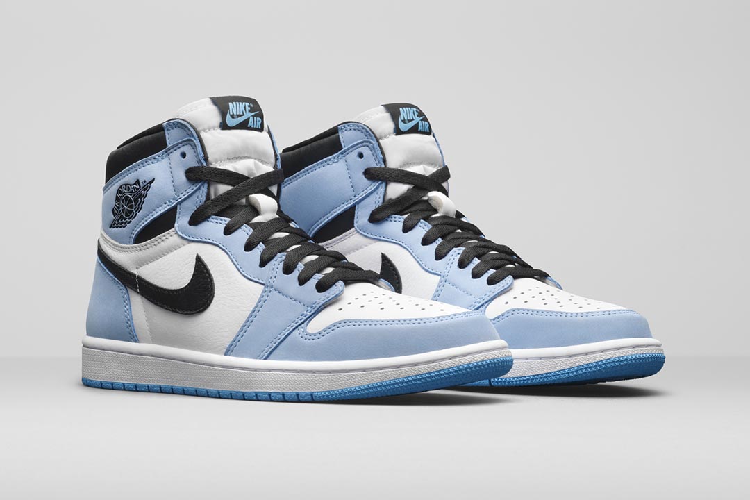 air-jordan-1-retro-high-og-university-blue-555088-134-02-1