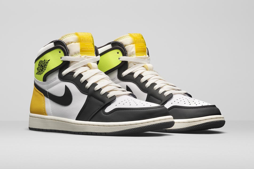 air-jordan-1-retro-high-og-volt-university-gold-555088-118-01-1