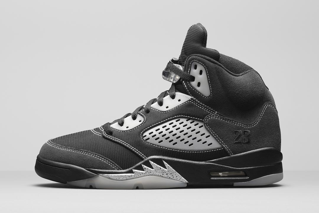 air-jordan-5-retro-anthracite-DB0731-001-01-1