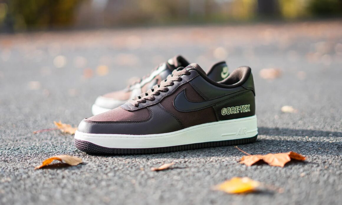 Nike Air Force 1 GTX braun