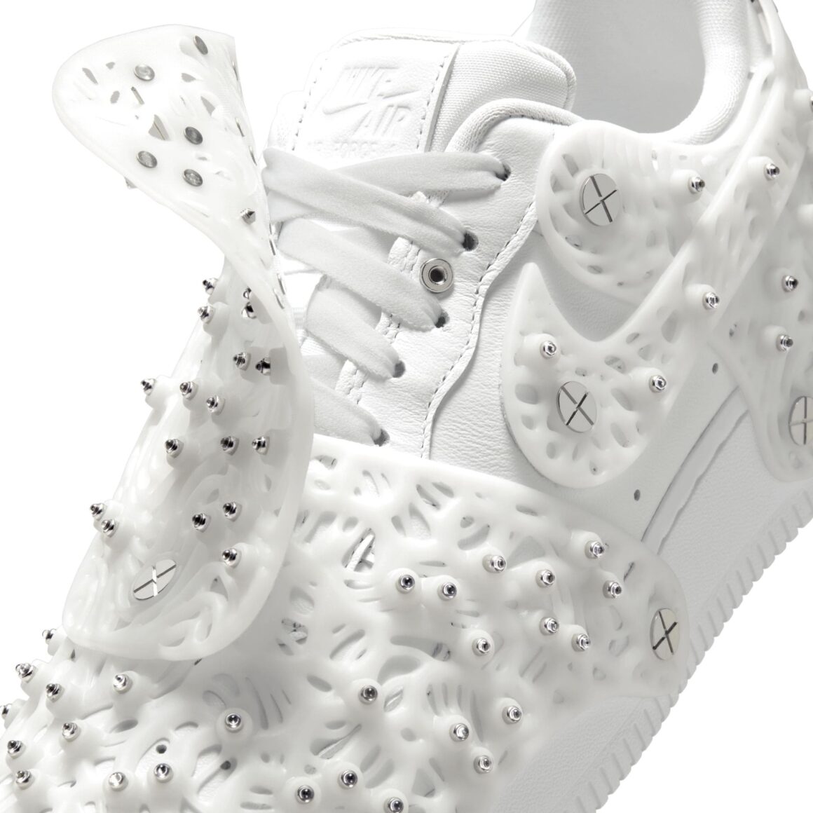 nike-air-force-1-swarovski-CV7668-100 detail