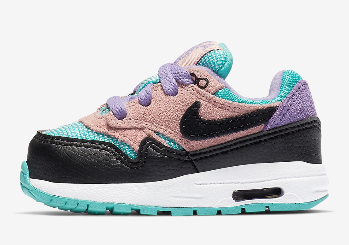 have-a-nike-day-pack-nike-air-max-1-bq7214-001