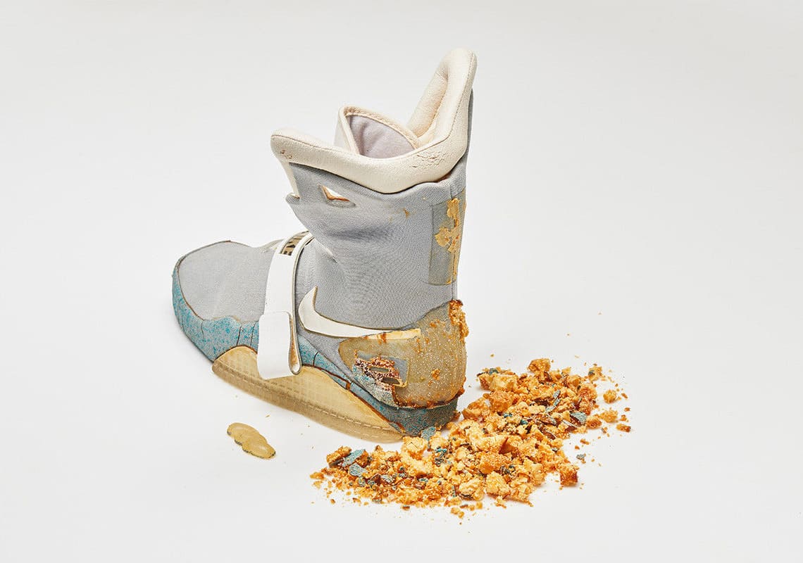 nike-mag-original-shoe-back-to-the-future-ii-marty-mcfly-2 (1)