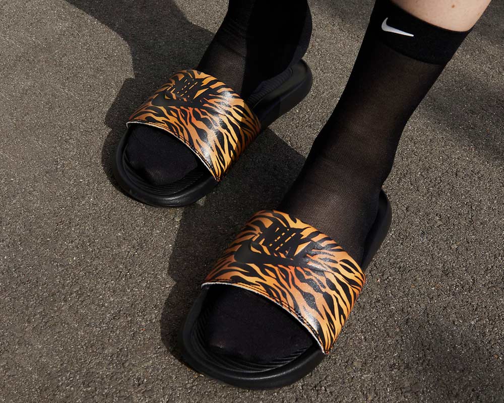 nike wmns victory slides