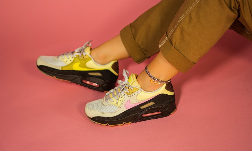 nike wmns air max 90 cuban link cz0469 200