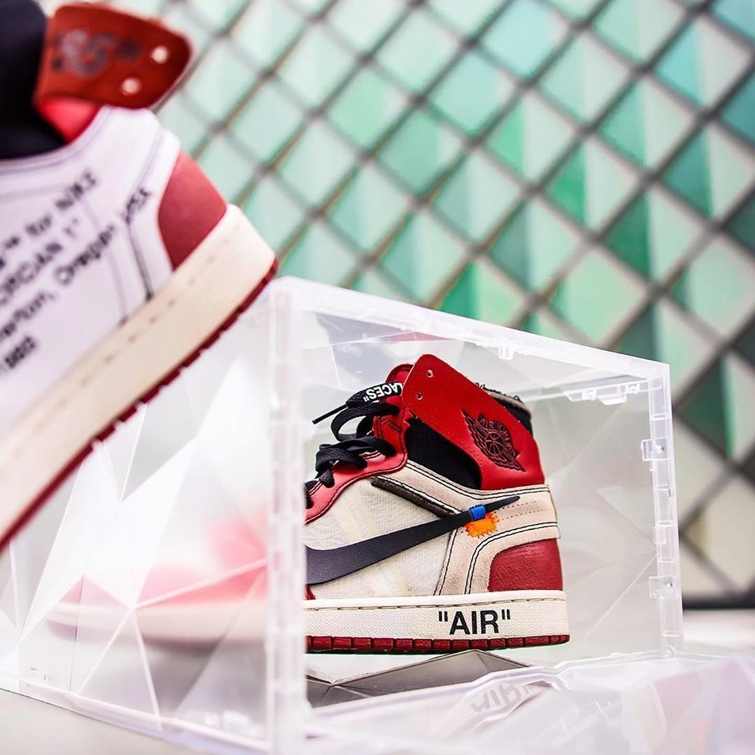 jordans in rckz sneakerbox