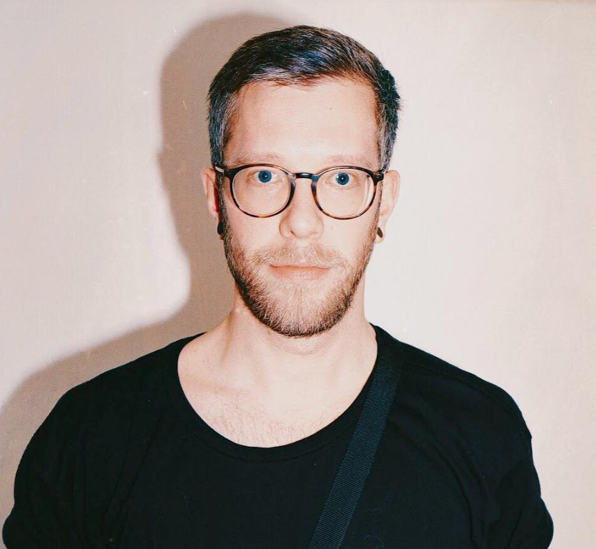 Sneaker Podcast Simon Bus Sneaker Podcast Simon Bus